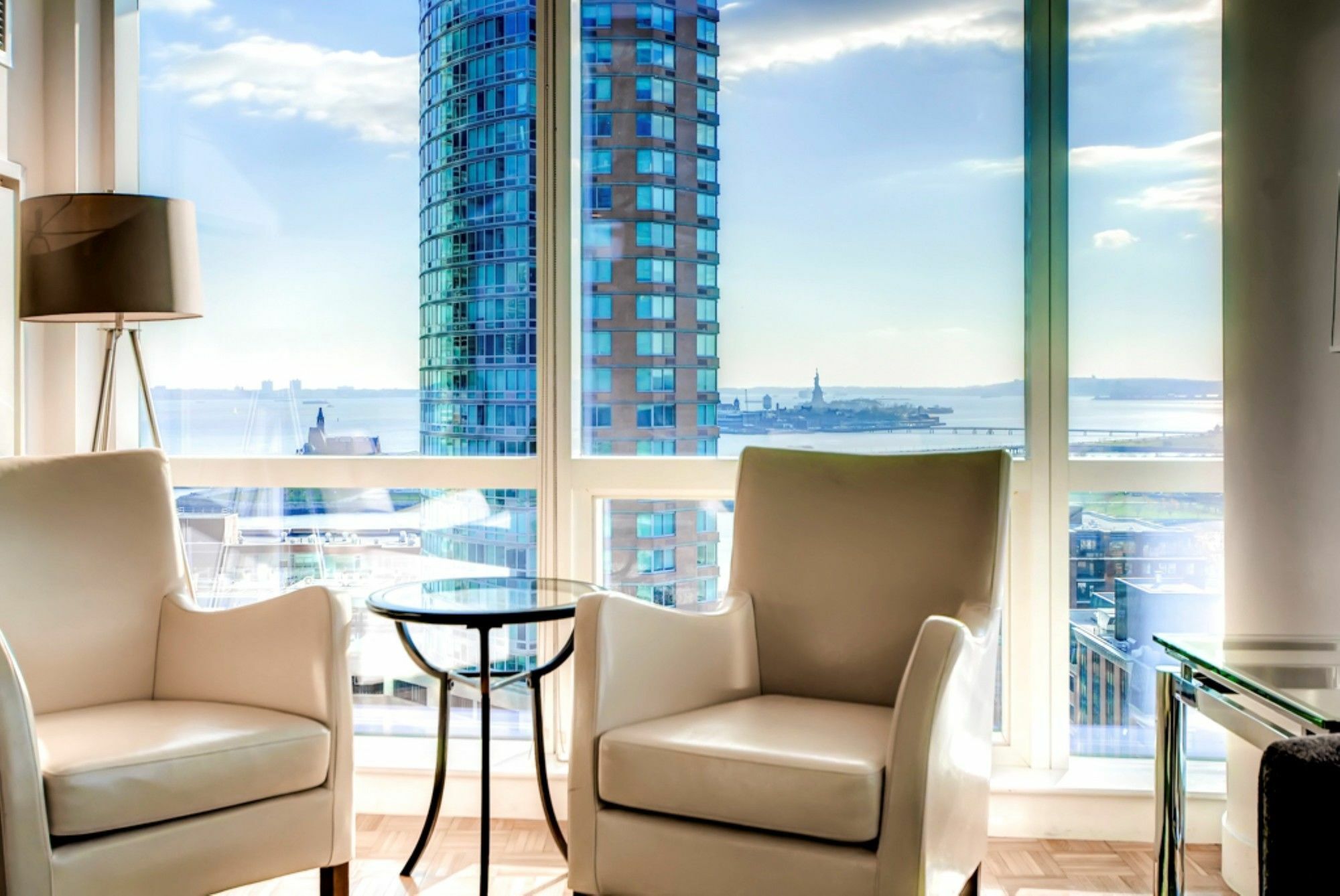 Global Luxury Suites At Greene Jersey City Eksteriør bilde